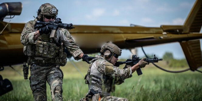 3M™ PELTOR™ Skydd och kommunikation: 3M PELTOR ComTac Tactical headsets i militär miljö
