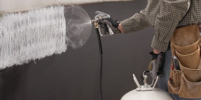 Spraylim för laminering av större ytor
