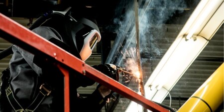 Arbete på hög höjd med Speedglas-svetshjälm
