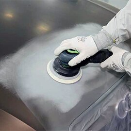 Slipning av stort område med primer med 3M Abrasives 400+ - P500.