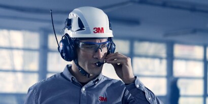 Seminarietalare om hur man förebygger hörselnedsättning
