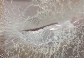 Det är viktigt att byta ut krossat glas för att höja säkerheten.