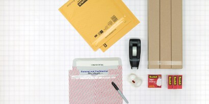 Skydda postetiketter med Scotch® Super-Hold Tejp
