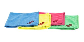 En närbild av 3M ™ Microfiber-våtservetter
