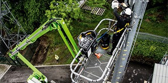 Fallskydd behövs vid arbete på mobila lyftplattformar
